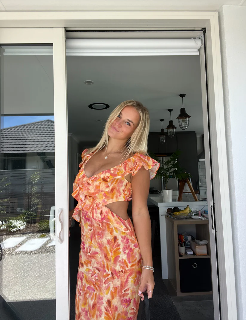 Betoverende_Cut-Out_Maxi_Jurk_Elegante_ZomersfeerTE1.png