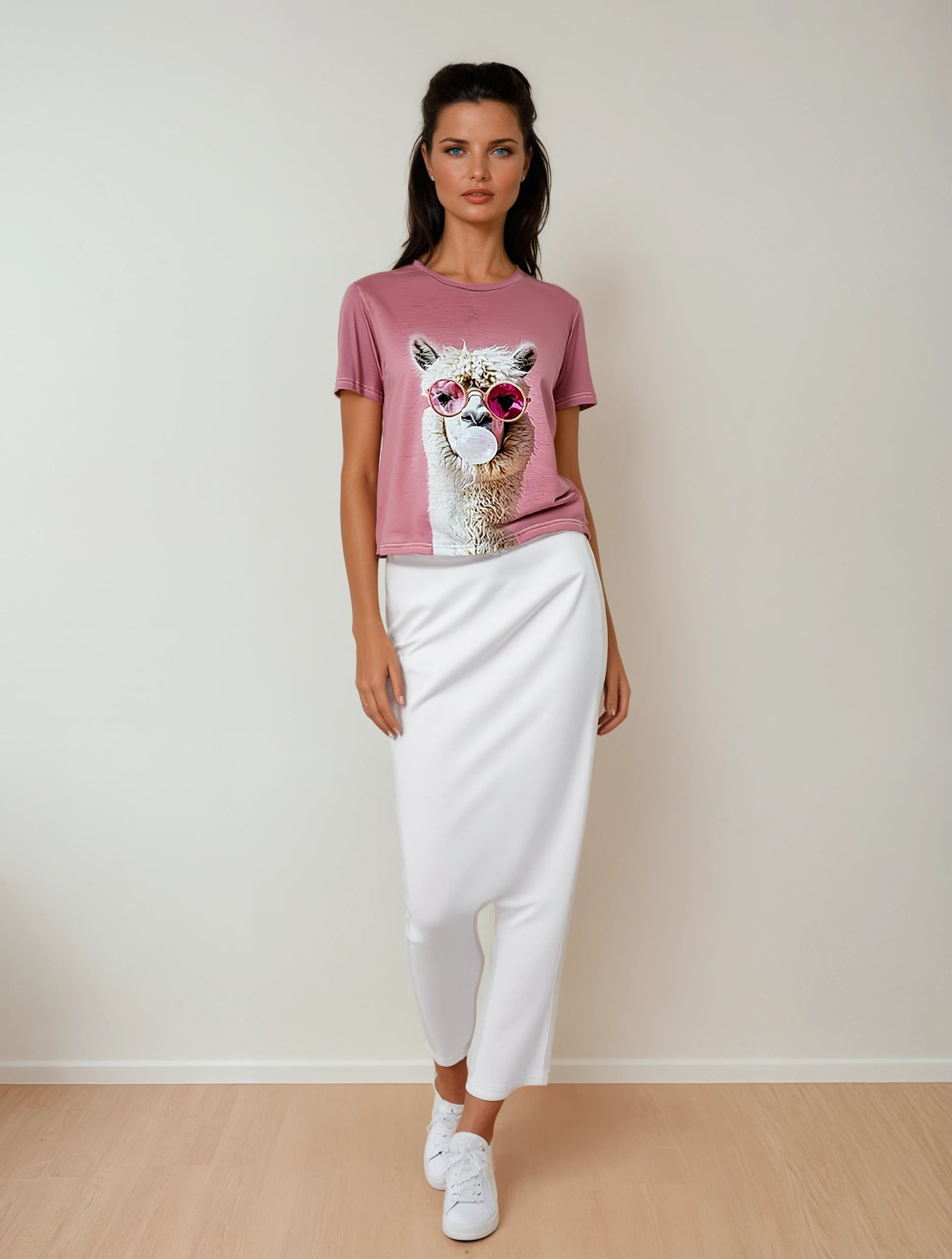 T-Shirt mit Alpaka-Print – Rundhalsausschnitt, reguläre Länge, sommerlich