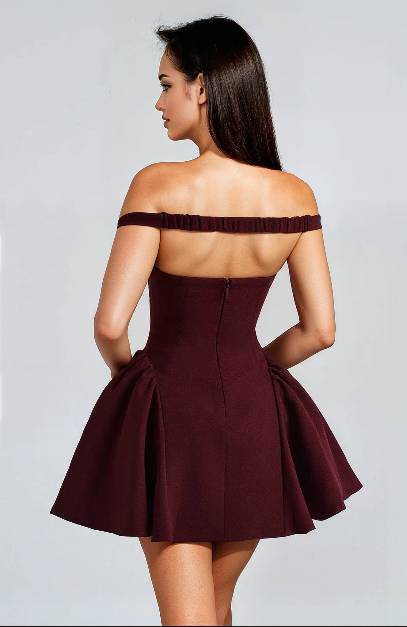 Damen Partykleid Mini – Figurbetont mit tiefem Dekolleté