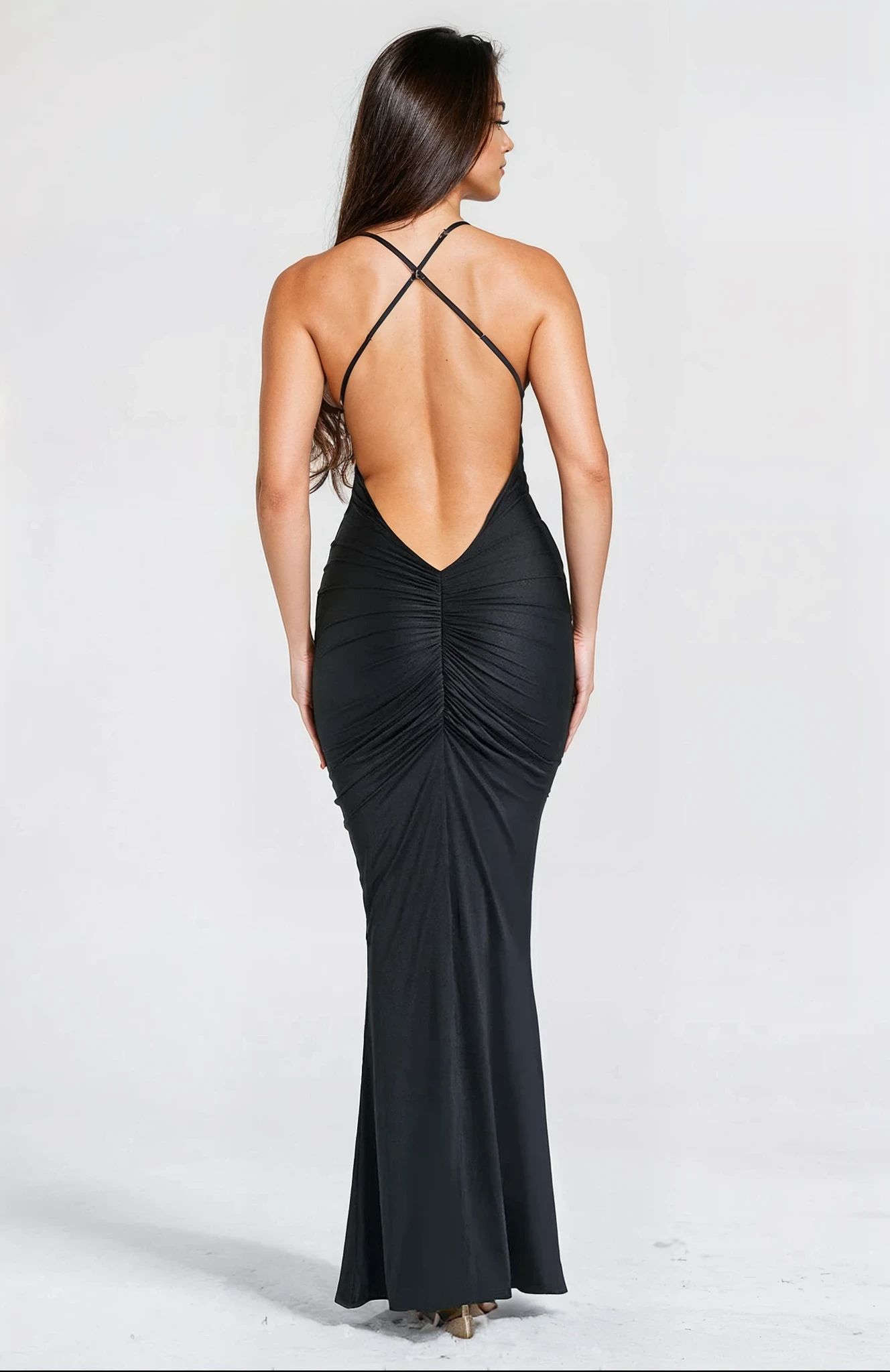 Langes Kleid mit tiefem Rückenausschnitt – Abendmode für Damen