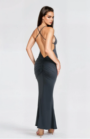 Langes Kleid mit tiefem Rückenausschnitt – Abendmode für Damen
