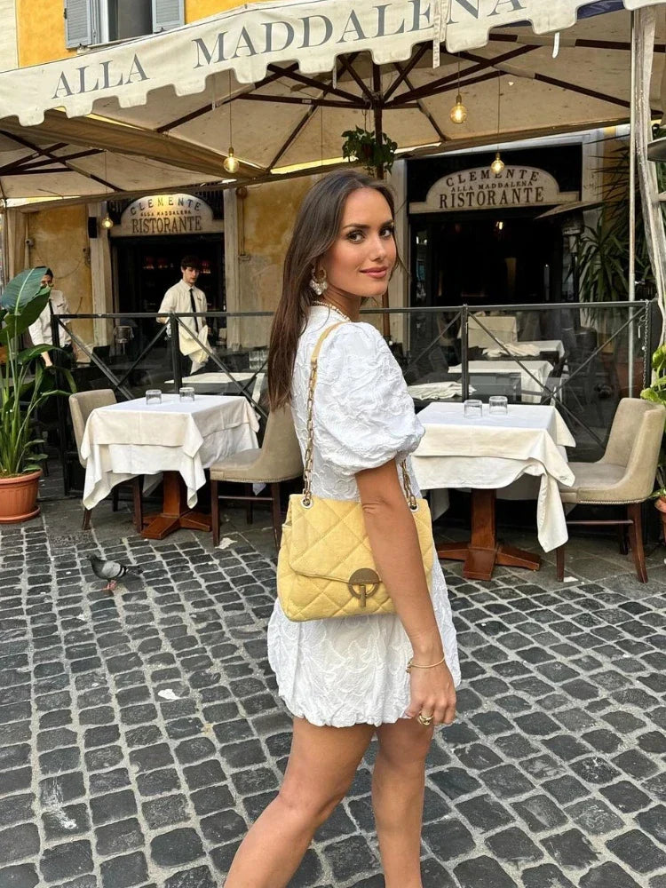 Damen Minikleid mit Stickerei – Puffärmel, V-Ausschnitt & romantisch