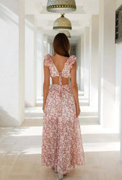 Maxikleid mit Volantärmeln, tiefem Ausschnitt und hohem Beinschlitz