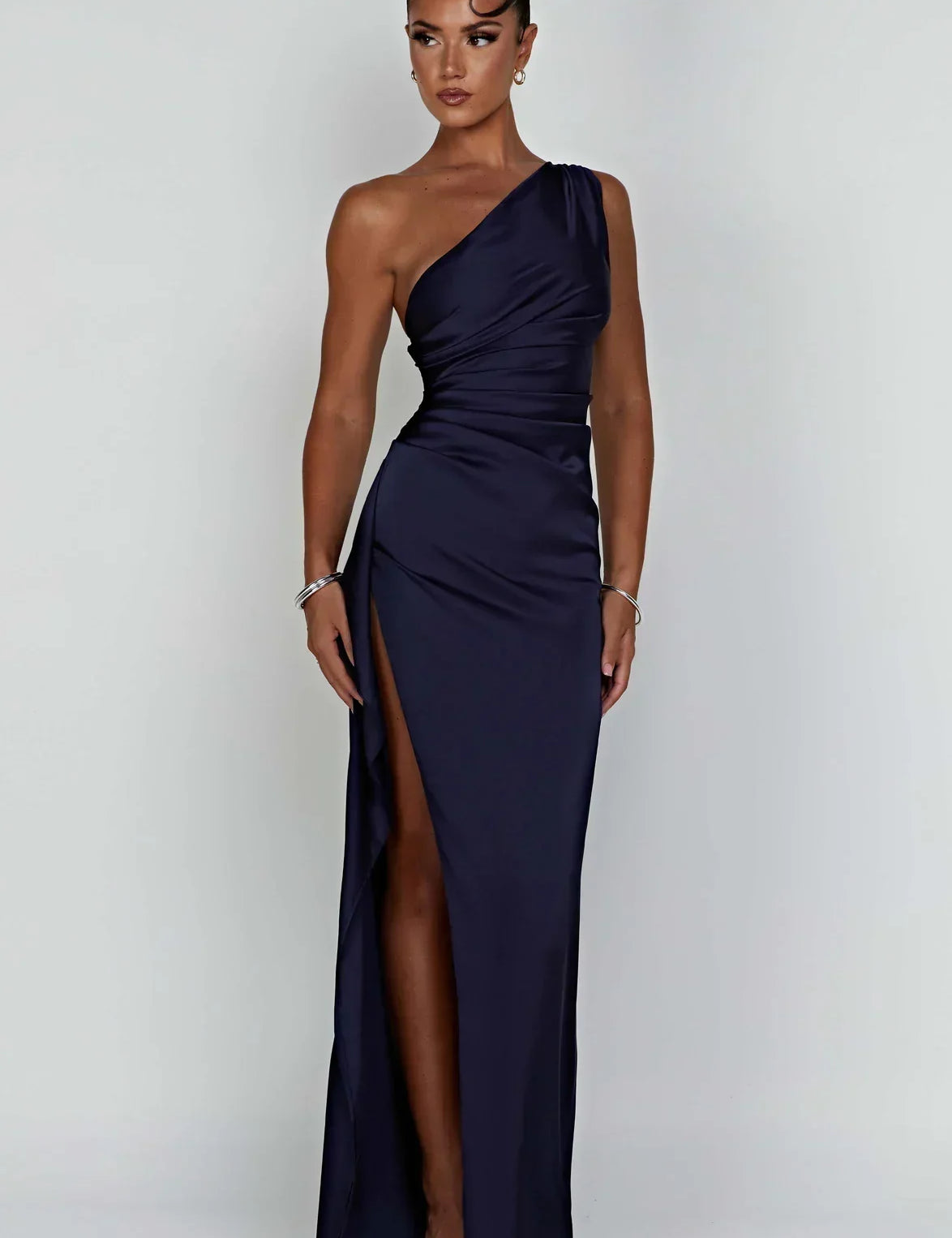 ariel-maxi-dress-navy-dress-babyboo-fashion-30581402632255_1174x1800_eef84051-d839-40e4-a397-3ea97be9b0bf.webp