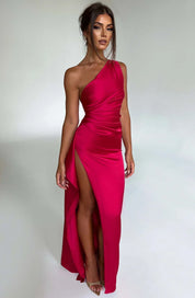 legantes One-Shoulder Satin Abendkleid mit Hohem Beinschlitz – Figurbetont
