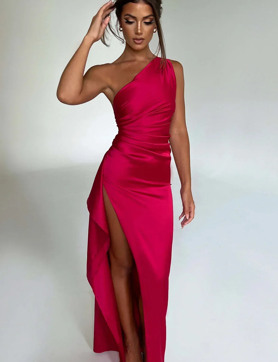 ariel-maxi-dress-red-dress-babyboo-fashion-30392566841407_1174x1800_f51eb78f-652d-4df5-981f-fa4071fdd33a.webp
