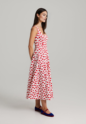 Sommerkleid mit roten Blumen – Midikleid, ärmellos, tailliert, Rundhalsausschnitt