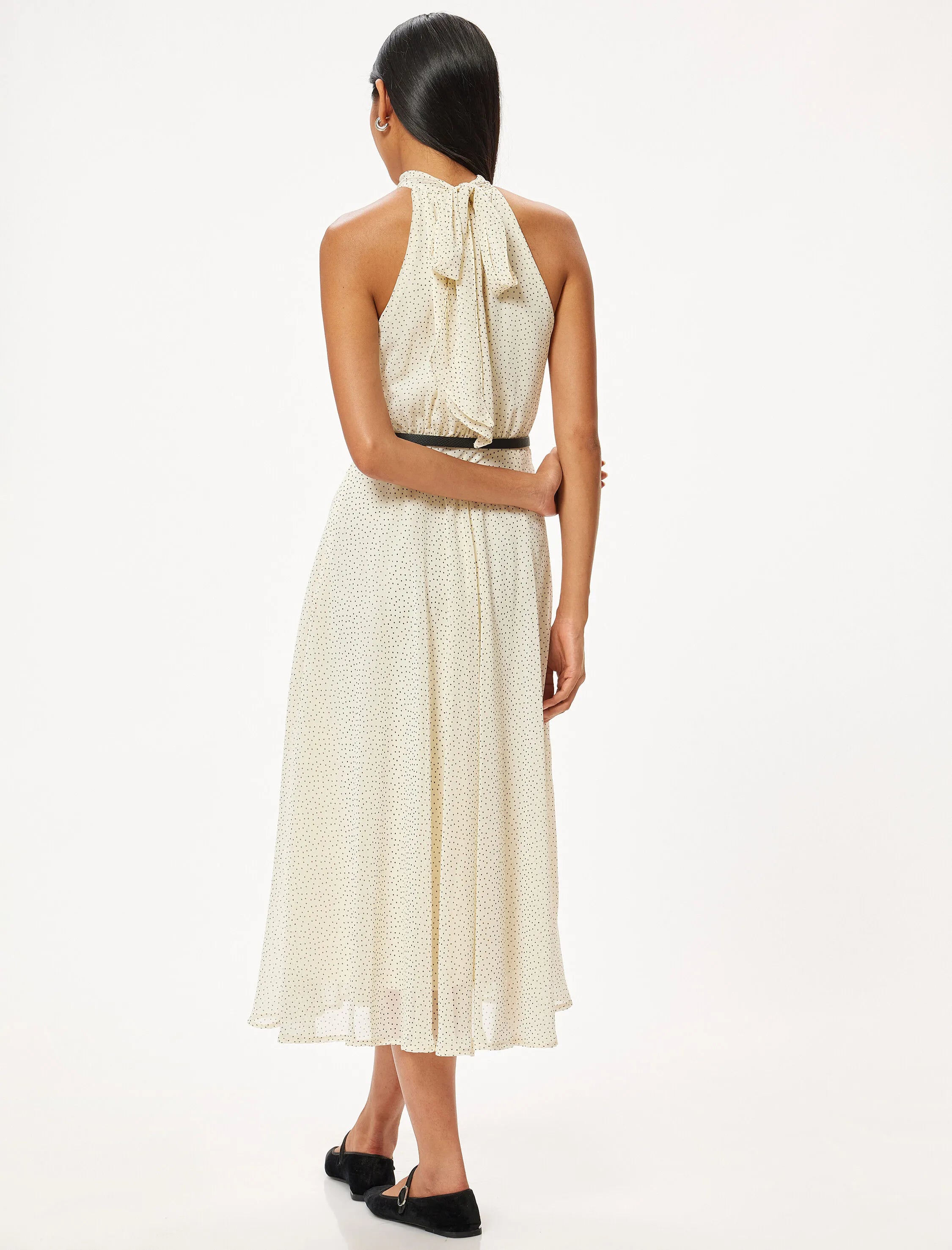 Midikleid in Creme mit Punkten – Eleganz & Leichtigkeit